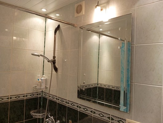 Продам трехкомнатную (3-комн.) квартиру, Центральная ул, 5, Юрово д