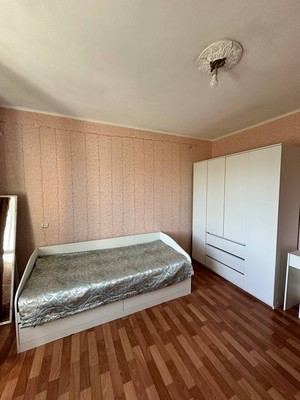 Продам двухкомнатную (2-комн.) квартиру, Юлиуса Фучика ул, 20, Казань г