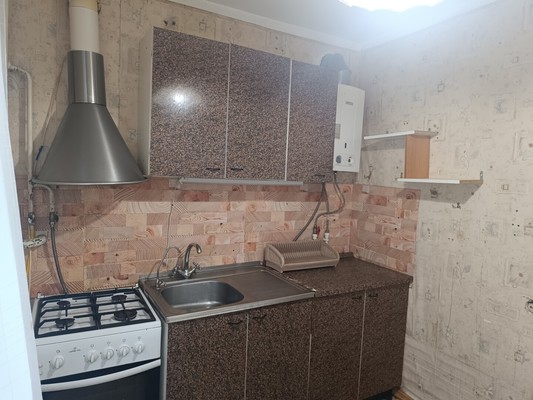 Продам двухкомнатную (2-комн.) квартиру, Гайдара ул, 14, Симферополь г