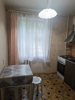 Продам двухкомнатную (2-комн.) квартиру, Гайдара ул, 14, Симферополь г