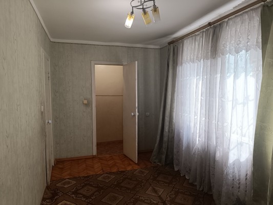 Продам двухкомнатную (2-комн.) квартиру, Гайдара ул, 14, Симферополь г