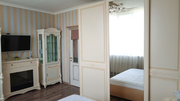Продам однокомнатную (1-комн.) квартиру, Тренева ул, 21, Пионерское с