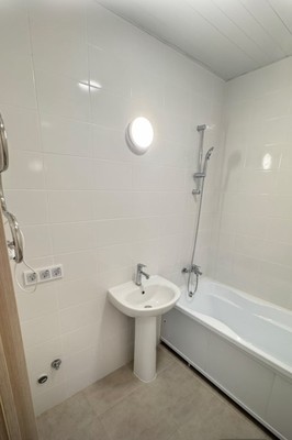 Продам двухкомнатную (2-комн.) квартиру, Главмосстроя ул, 1, Москва г