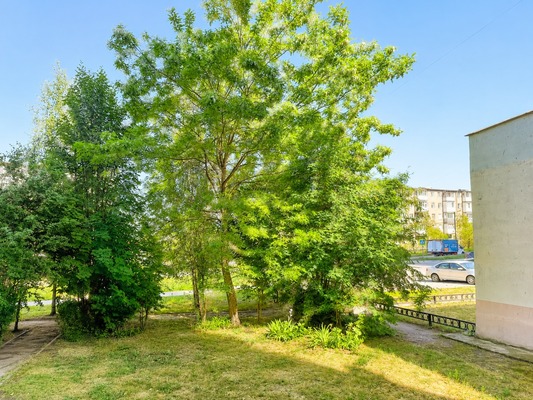 Продам однокомнатную (1-комн.) квартиру, Заводская ул, 27А, Калининград г