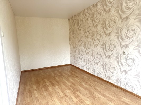 Продам двухкомнатную (2-комн.) квартиру, Коминтерна ул, 11А, Раменское г