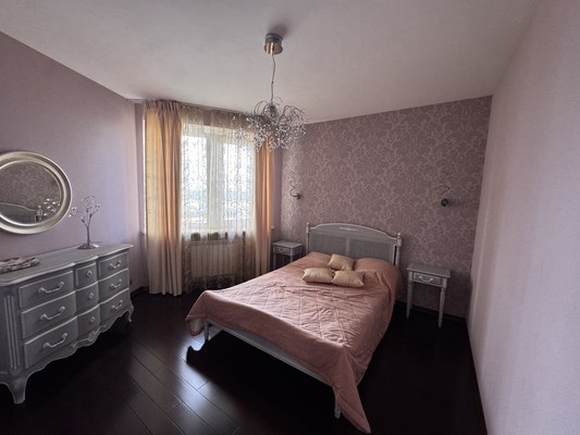 Продам трехкомнатную (3-комн.) квартиру, Жуковского ул, 9, Жуковский г