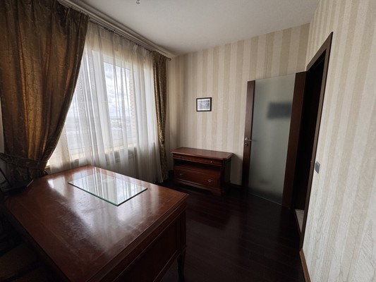 Продам трехкомнатную (3-комн.) квартиру, Жуковского ул, 9, Жуковский г