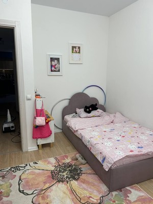 Продам трехкомнатную (3-комн.) квартиру, лётчика Ларюшина ул, 6к2, Люберцы г