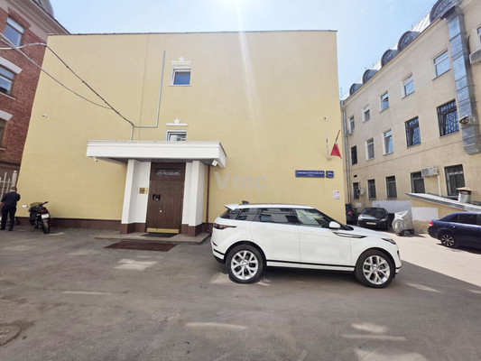 Продам коммерческое помещение 1 016 м2, Большая Серпуховская ул, 19/37 5, Москва г