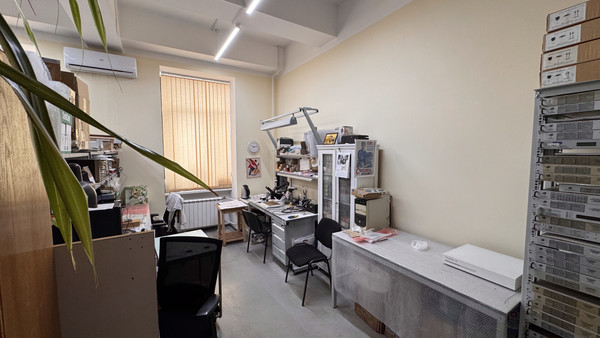Продам коммерческое помещение 184,3 м2, Нижегородская ул, 32, Москва г