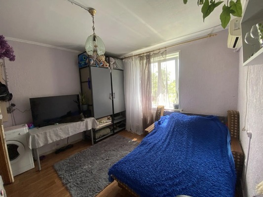 Продам комнату в 17-комн. квартире, Коммунистический пр-кт, 35, Ростов-на-Дону г