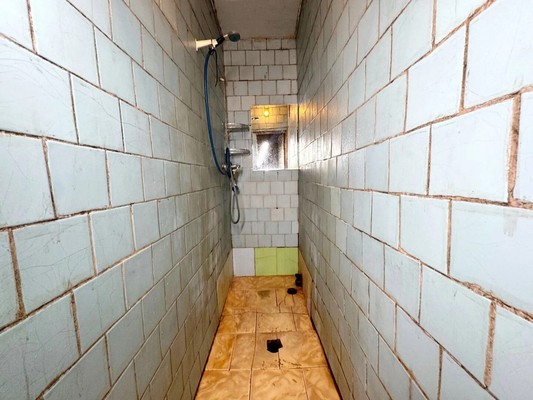 Продам комнату в 18-комн. квартире, Пирогова ул, 32, Комсомольск-на-Амуре г