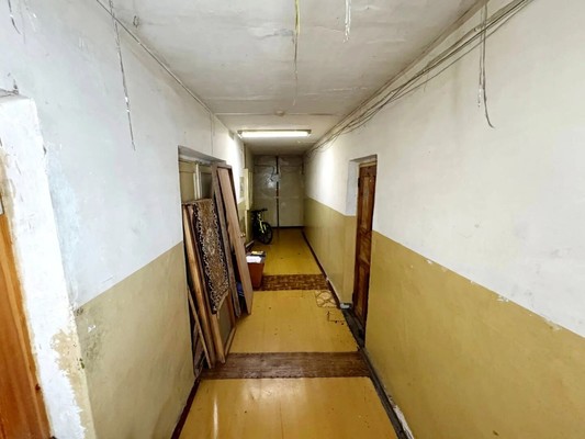 Продам комнату в 18-комн. квартире, Пирогова ул, 32, Комсомольск-на-Амуре г