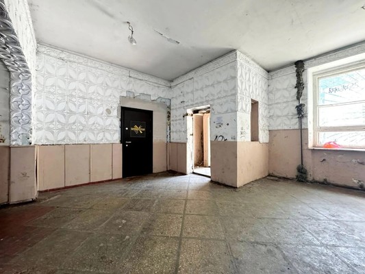 Продам комнату в 18-комн. квартире, Пирогова ул, 32, Комсомольск-на-Амуре г