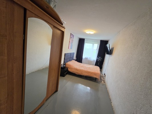 Продам двухкомнатную (2-комн.) квартиру, 1-й Микрорайон ул, 40Б, Эльбан рп