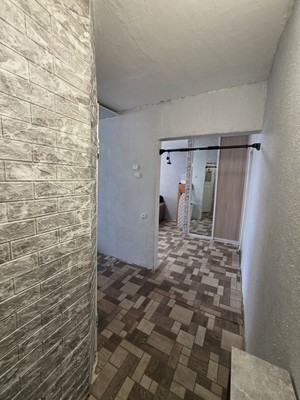 Продам двухкомнатную (2-комн.) квартиру, 1-й Микрорайон ул, 40Б, Эльбан рп