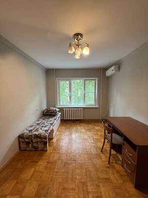 Продам двухкомнатную (2-комн.) квартиру, Братьев Касимовых ул, 28, Казань г