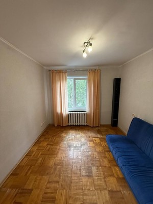 Продам двухкомнатную (2-комн.) квартиру, Братьев Касимовых ул, 28, Казань г