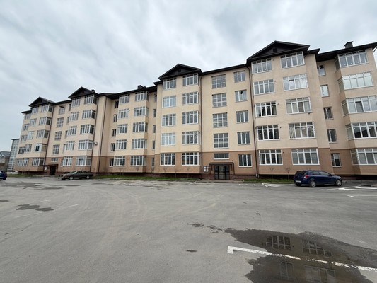 Продам двухкомнатную (2-комн.) квартиру, Мовсисяна ул, 9к1, Нальчик г
