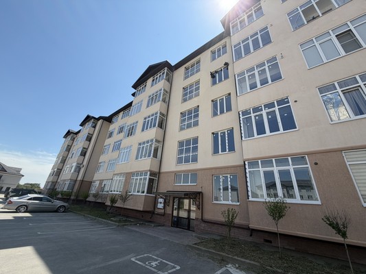 Продам двухкомнатную (2-комн.) квартиру, Мовсисяна ул, 9к1, Нальчик г