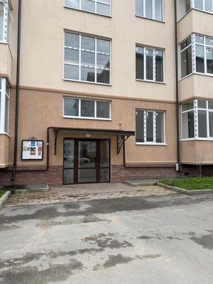 Продам двухкомнатную (2-комн.) квартиру, Мовсисяна ул, 9к1, Нальчик г