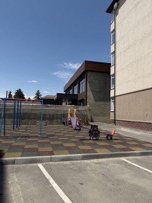 Продам двухкомнатную (2-комн.) квартиру, Мовсисяна ул, 9к1, Нальчик г
