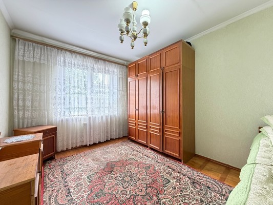 Продам двухкомнатную (2-комн.) квартиру, Осетинская ул, 127, Нальчик г