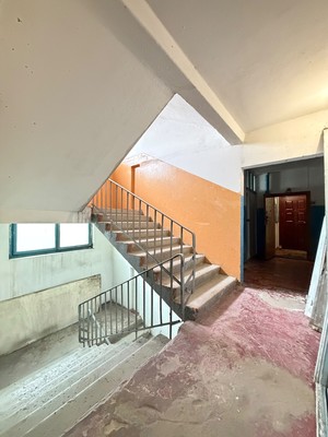 Продам двухкомнатную (2-комн.) квартиру, Осетинская ул, 127, Нальчик г