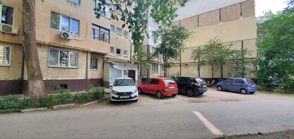 Продам двухкомнатную (2-комн.) квартиру, Воровского ул, 60, Симферополь г