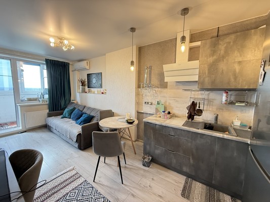 Продам однокомнатную (1-комн.) квартиру, Ростовская ул, 100кБ, Воронеж г