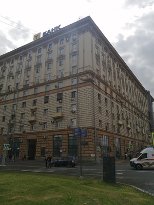 Продам долю в 2-комн. квартире, Кутузовский пр-кт, 41, Москва г
