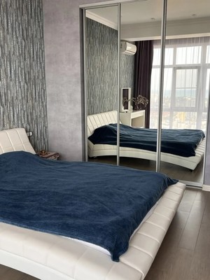 Продам двухкомнатную (2-комн.) квартиру, Альпийская (Альпинист снт) ул, 7/2, Сочи г