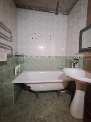 Продам двухкомнатную (2-комн.) квартиру, Коллонтай ул, 14, Нальчик г
