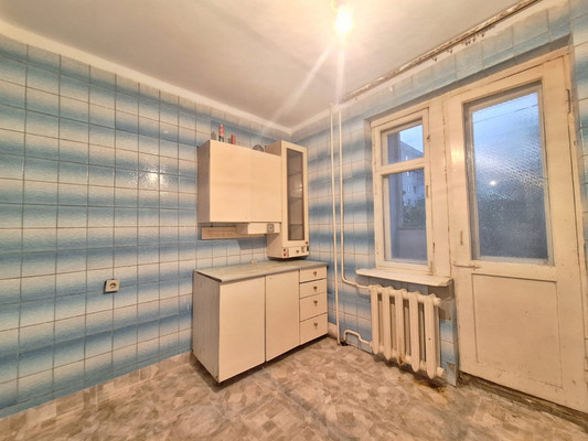 Продам двухкомнатную (2-комн.) квартиру, Коллонтай ул, 14, Нальчик г