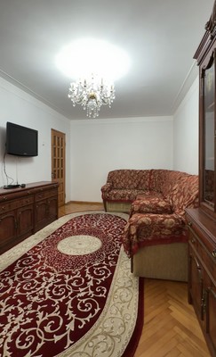 Продам трехкомнатную (3-комн.) квартиру, Хмельницкого ул, 39, Нальчик г
