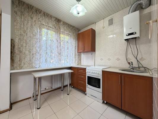 Продам трехкомнатную (3-комн.) квартиру, Хмельницкого ул, 39, Нальчик г