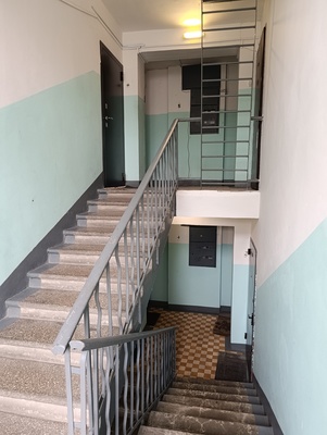 Продам двухкомнатную (2-комн.) квартиру, Погонный проезд, 48, Москва г