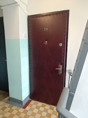 Продам двухкомнатную (2-комн.) квартиру, Погонный проезд, 48, Москва г