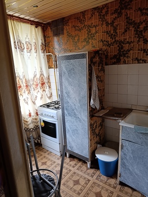 Продам двухкомнатную (2-комн.) квартиру, Погонный проезд, 48, Москва г