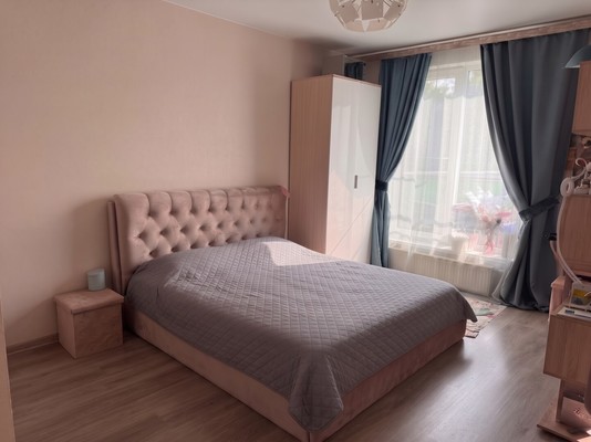 Продам однокомнатную (1-комн.) квартиру, Троицкая ул, 1, Москва г
