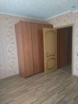 Сдам двухкомнатную (2-комн.) квартиру, Болотова ул, 8к3, Алексин г