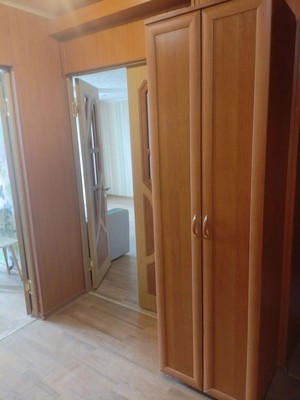Сдам двухкомнатную (2-комн.) квартиру, Болотова ул, 8к3, Алексин г