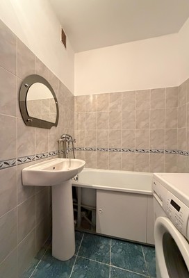 Продам двухкомнатную (2-комн.) квартиру, Чернышевского ул, 270, Нальчик г