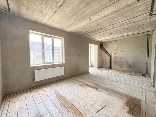 Продам трехкомнатную (3-комн.) квартиру, им. Сижажева М.В. ул, 27, Чегем г