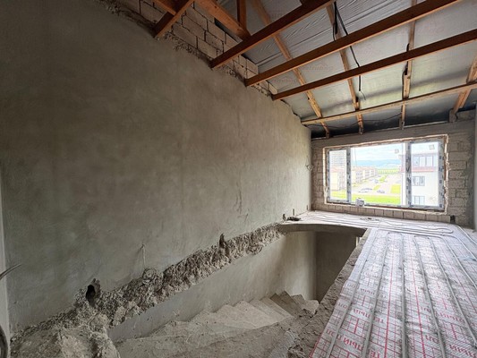 Продам трехкомнатную (3-комн.) квартиру, им. Сижажева М.В. ул, 27, Чегем г