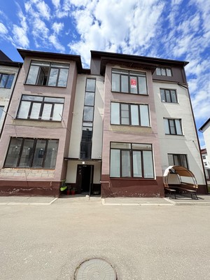 Продам трехкомнатную (3-комн.) квартиру, им. Сижажева М.В. ул, 27, Чегем г