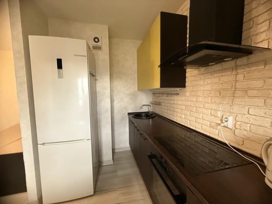 Сдам однокомнатную (1-комн.) квартиру, Фёдора Абрамова ул, 21к3, Парголово п
