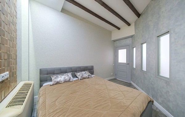 Продам трехкомнатную (3-комн.) квартиру, Курортный (Хостинский р-н) пр-кт, 925, Сочи г