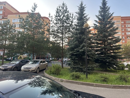Продам двухкомнатную (2-комн.) квартиру, Родники мкр, 3, Знамя Октября п