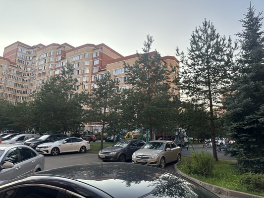 Продам двухкомнатную (2-комн.) квартиру, Родники мкр, 3, Знамя Октября п